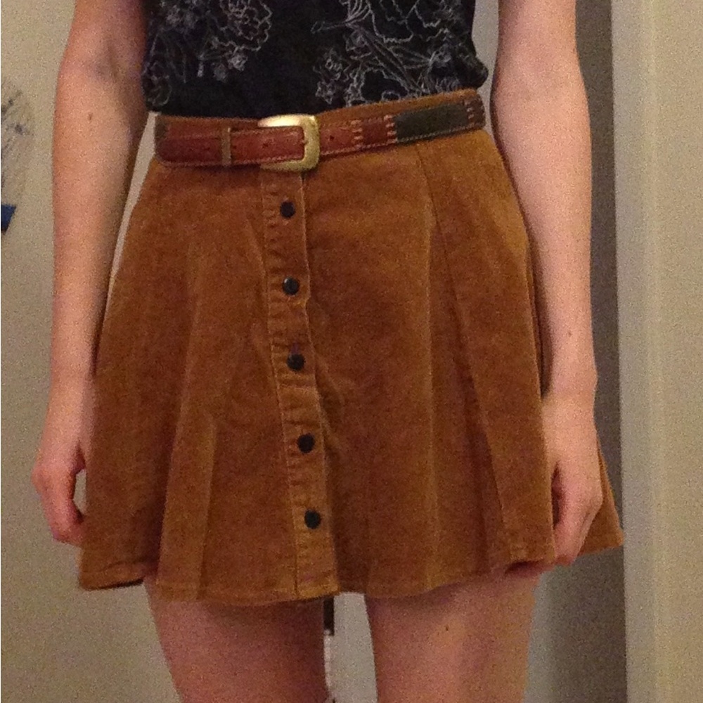Brandy Melville skirt